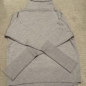 Wilfred Light Gray Turtleneck Sweater
